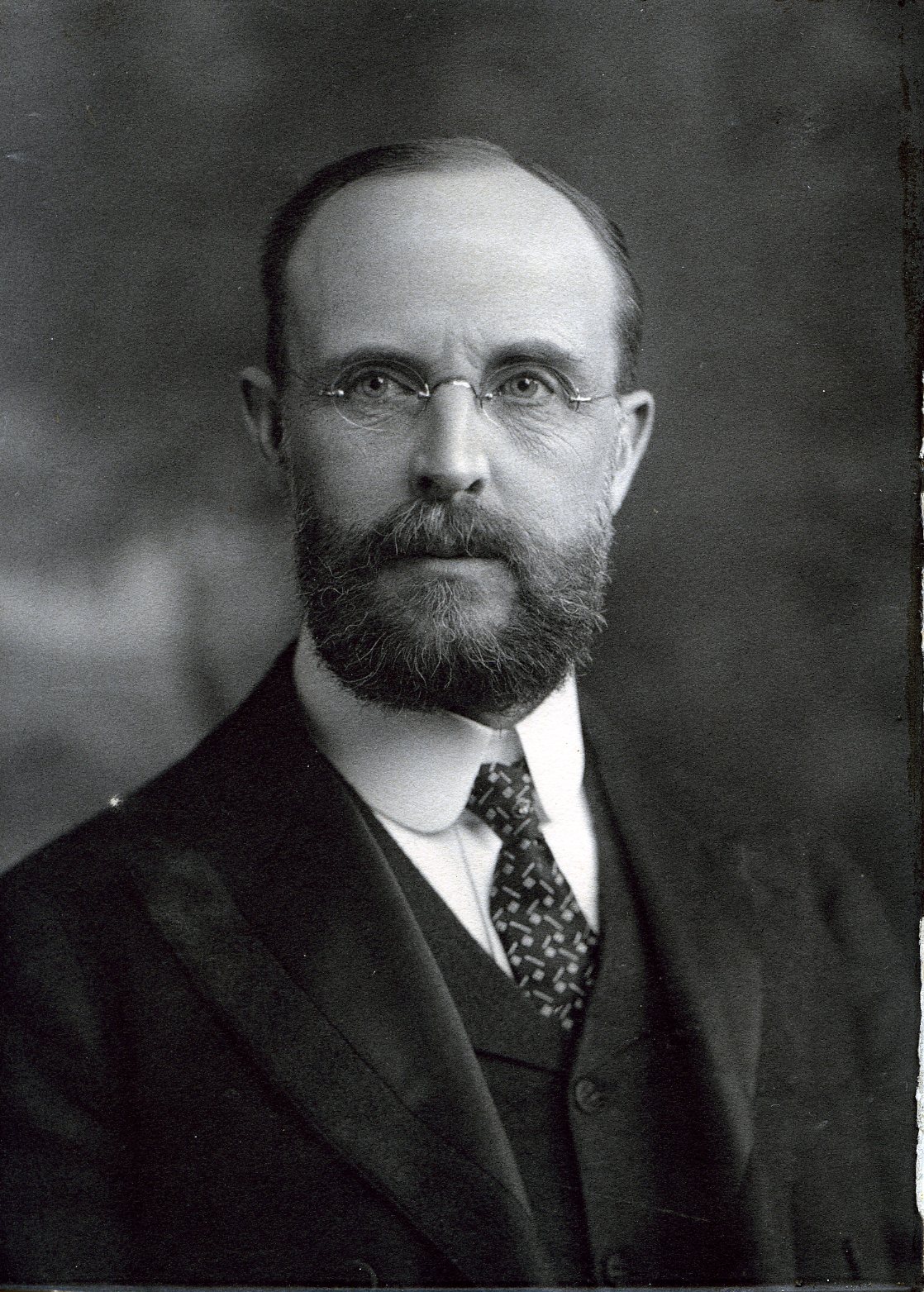 Member portrait of Henry S. Redfield